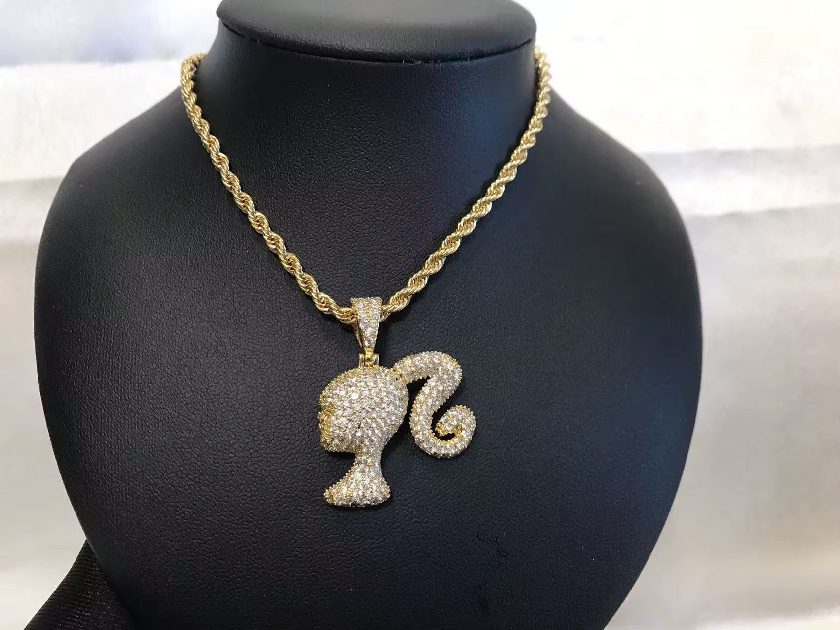 Barbie Chain
